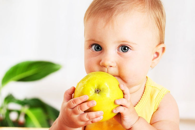 宝宝吃什么水果好(选择温和的水果)